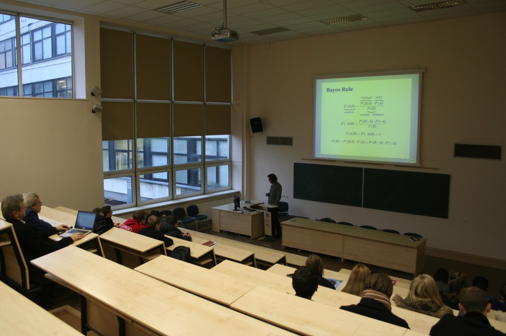 Фотография с лекции Real life applications of Mathematics в KTU